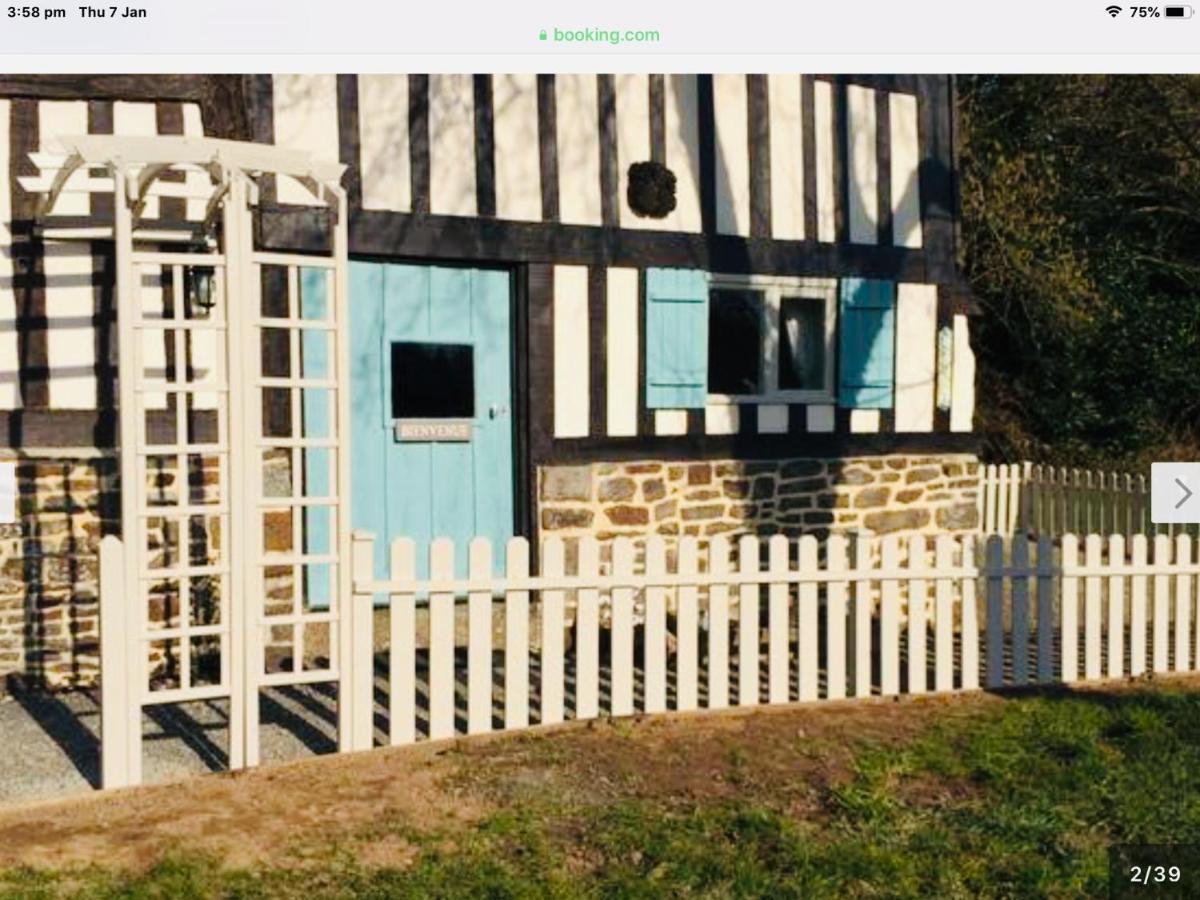Maison Mai or La Petite Maison Mai or La Petite Grange or ALL three La Chapelle-Urée Extérieur photo