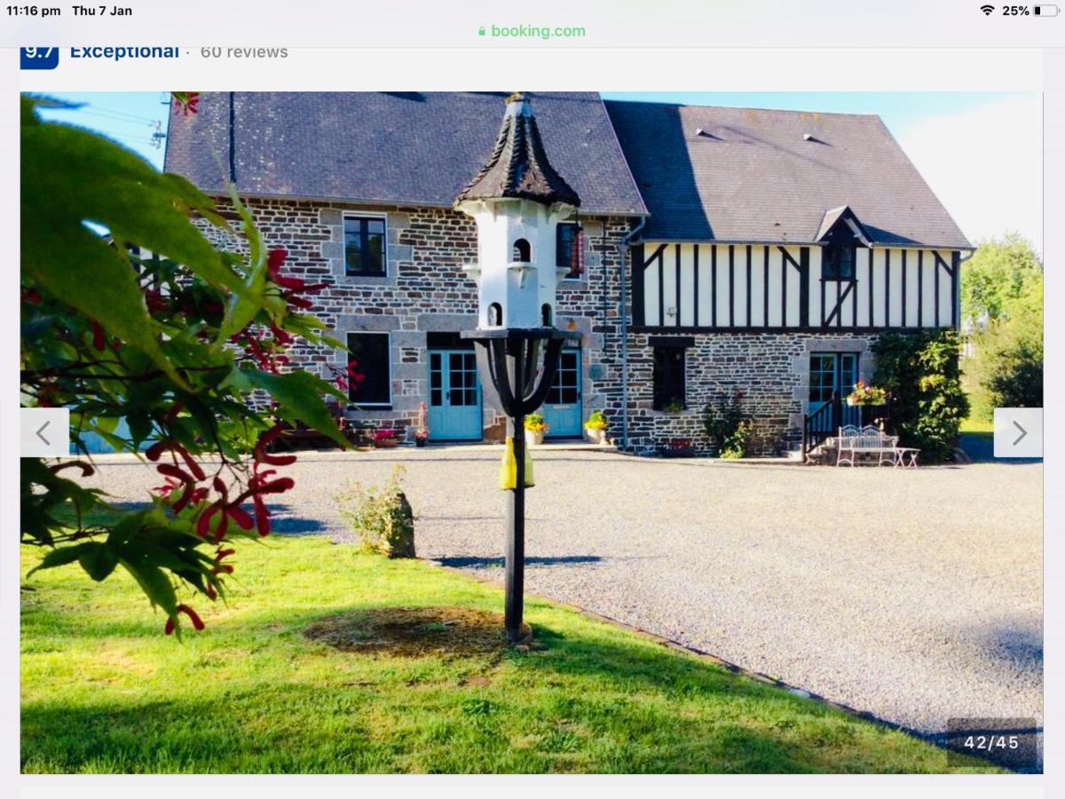 Maison Mai or La Petite Maison Mai or La Petite Grange or ALL three La Chapelle-Urée Extérieur photo