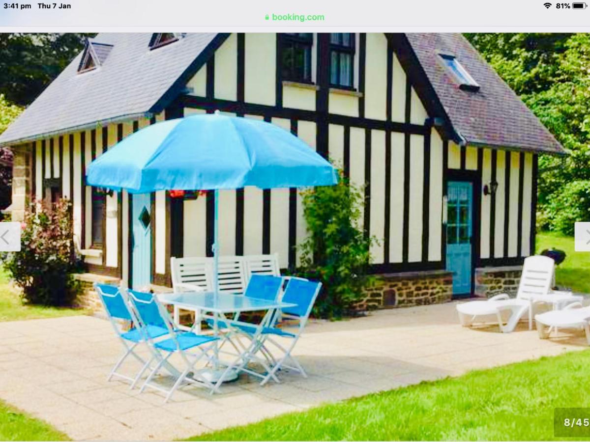 Maison Mai or La Petite Maison Mai or La Petite Grange or ALL three La Chapelle-Urée Extérieur photo