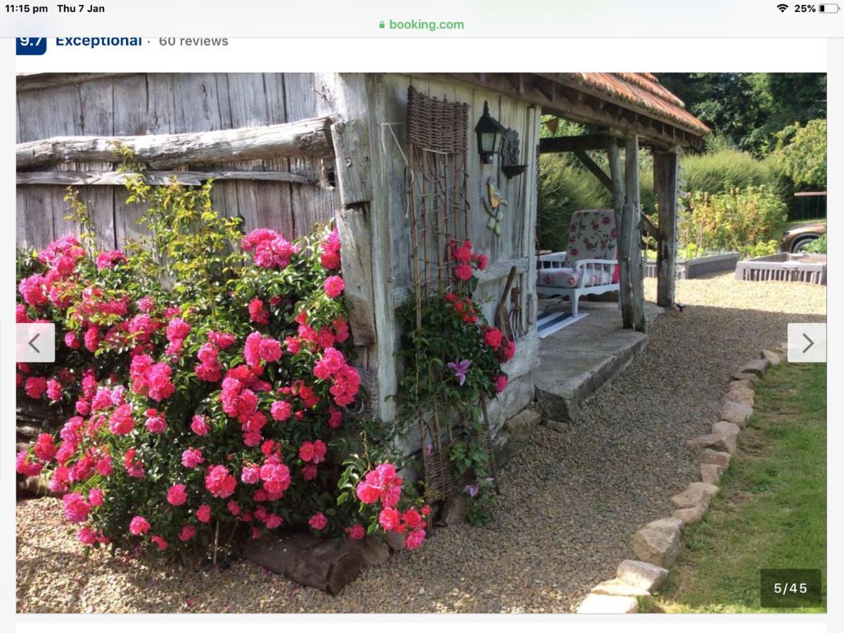 Maison Mai or La Petite Maison Mai or La Petite Grange or ALL three La Chapelle-Urée Extérieur photo